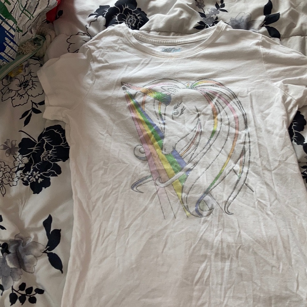 A unicorn 🦄 shirt